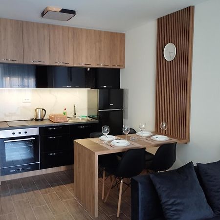 Apartment With Pool Veliko Gradište Dış mekan fotoğraf